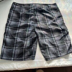 O’Neill Men’s Plaid Board Swim Trunks Adjustable Waist Black Gray